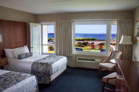 Ocean Terrace 2 Double Beds | Iron/ironing board, free WiFi, bed sheets