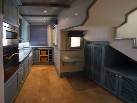 Family Suite | Private kitchen