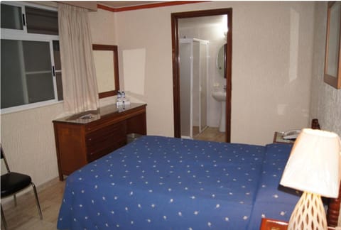 Standard Single Room | Bathroom | Shower, free toiletries, towels, soap