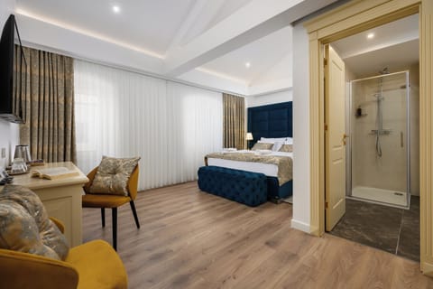 Superior Double Room, City View | In-room safe, free WiFi