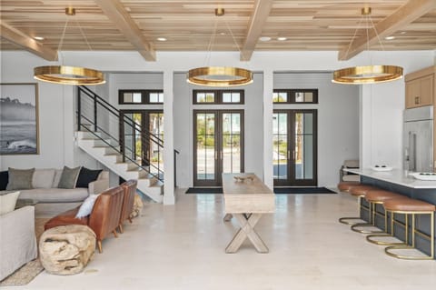 The Grand Pearl (49)