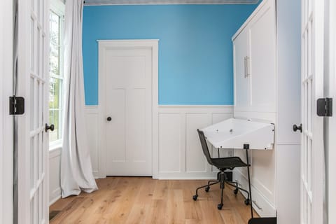 Downstairs bedroom with queen sized Murphy bed.