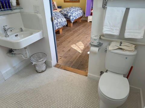 Standard Room, 2 Queen Beds | Hypo-allergenic bedding, pillowtop beds, individually decorated