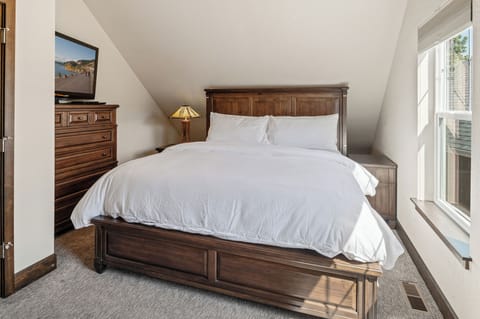 Bedroom 3 - upstairs with a queen bed