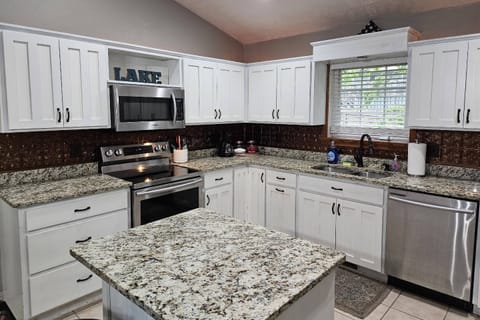 Fully-equipped Stainless, Kitchen.