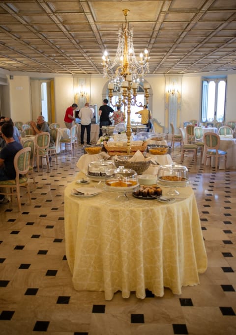 Daily buffet breakfast (EUR 12 per person)