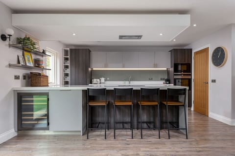 Open Plan Kitchen & Dining Area