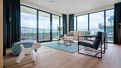 Apartment (Pharos Sea Pearl Panorama) | Living room | TV