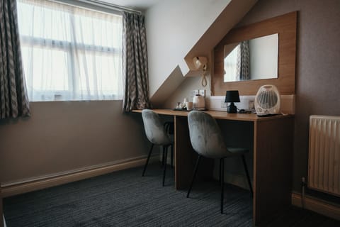 Triple Room | Living area