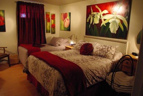 Superior Room, Shared Bathroom | Premium bedding, desk, laptop workspace, soundproofing
