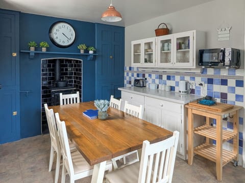 Kitchen/diner | Denzell, Looe