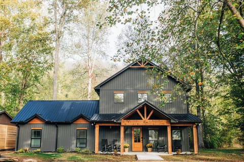 Welcome to the Little River Retreat