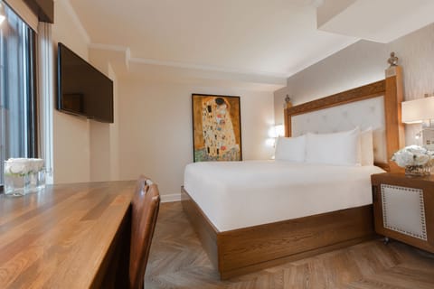 Luxe King Room (Newly Renovated) | Egyptian cotton sheets, premium bedding, in-room safe, desk