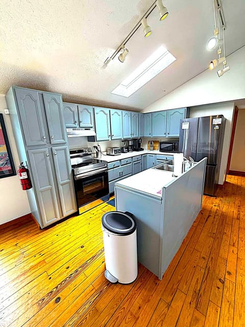 482769688 1181048810183723 1809430176342485323 n