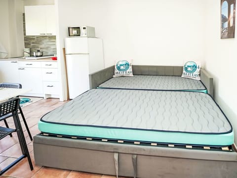 Boat, Watercraft, Marina, Naval Architecture, Dock, Sea, Shade, Port, Boats And Boating--Equipment And Supplies, Harbor