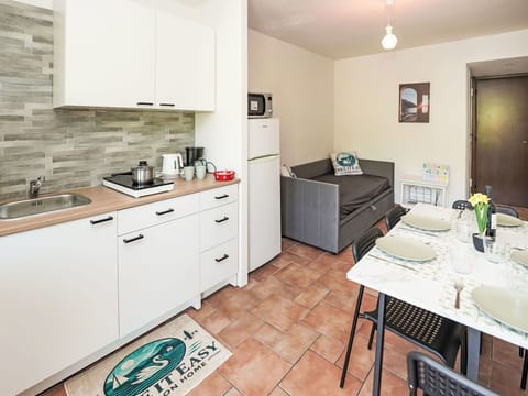 Boat, Watercraft, Marina, Naval Architecture, Dock, Sea, Shade, Port, Boats And Boating--Equipment And Supplies, Harbor