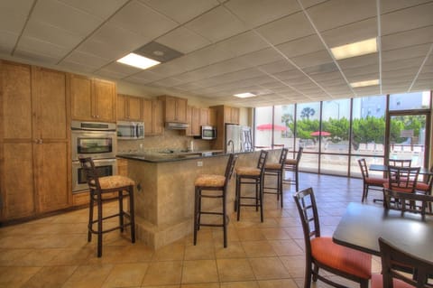 Condo, 2 Bedrooms | Private kitchen | Fridge, oven, coffee/tea maker, toaster
