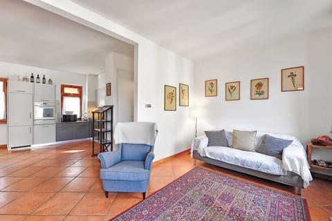 Standard Apartment, 2 Bedrooms (Residenza Lungolago Melide) | Living room | 21-inch plasma TV with satellite channels