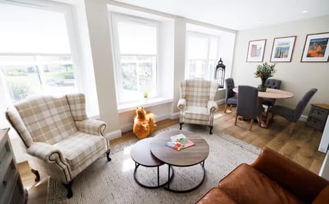 Apartment | Living area