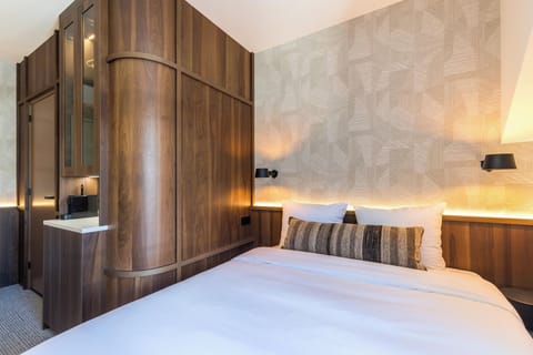 Deluxe Double Room | Free WiFi