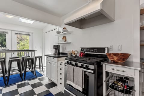 The Cottage: Enjoy the retro feel and modern amenities.