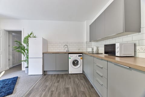 Apartment, Smoking | 2 bedrooms