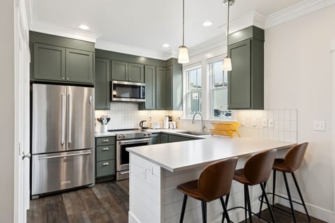 Fully equipped kitchen