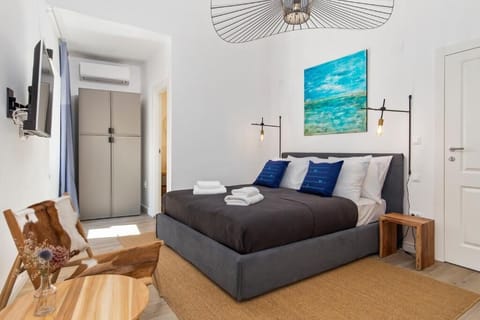 Comfort Double Room, Courtyard View | Laptop workspace, free WiFi