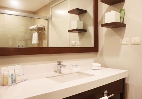 1 Queen Studio With Mini Refrigerator | Bathroom | Shower, free toiletries, hair dryer, towels