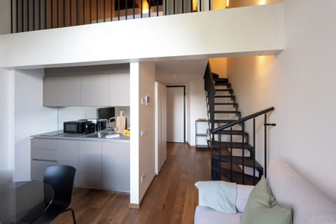 Apartment, Pool View | Premium bedding, down comforters, iron/ironing board, free WiFi