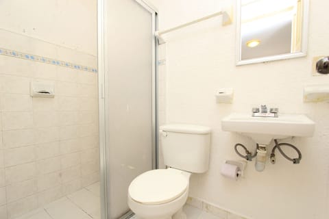 Standard Double Room, 2 Double Beds | Bathroom | Shower, free toiletries, towels, soap