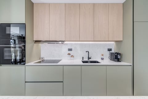 Deluxe Villa | Private kitchen | Coffee/tea maker