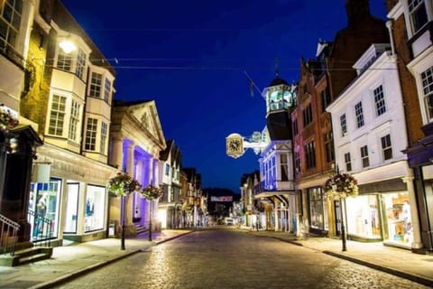 Surroundings [summer] (1-5 km)