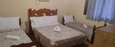 Standard Quadruple Room | Bed sheets