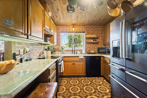 Kitchen | Unique Interior