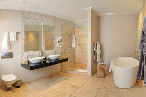 Superior Double Room, 1 Bedroom, Beach View | Bathroom | Separate tub and shower, free toiletries, hair dryer, bathrobes