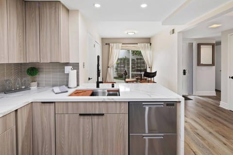 0f73f410-53b1-4fb9-ba8e-c046e69fad2a