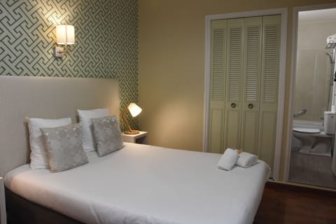 Standard Double Room ( only double beds available - twin beds not possible) | In-room safe, individually decorated, individually furnished, desk