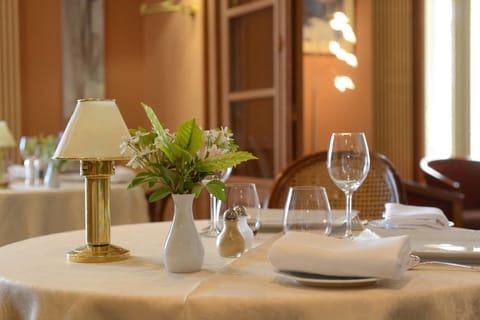 Lunch served, local cuisine