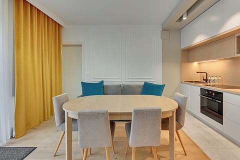 Comfort Apartment, Garden View | 2 bedrooms, iron/ironing board, free WiFi