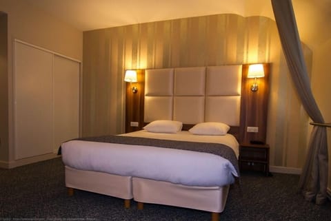 Individually furnished, desk, blackout drapes, soundproofing