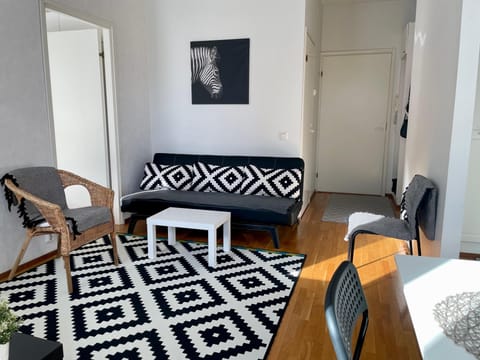 Comfort Apartment, 1 Bedroom, Balcony, Courtyard View | Iron/ironing board, free WiFi