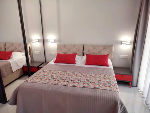 Apartment, Accessible, Smoking | 1 bedroom, soundproofing