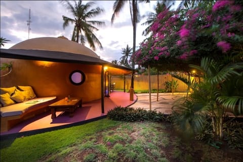 1 Bedroom Garden Villa | Minibar, in-room safe, desk, laptop workspace