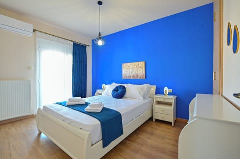 House | Iron/ironing board, free WiFi