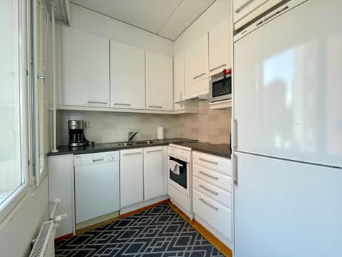 Comfort Studio, City View | Private kitchen
