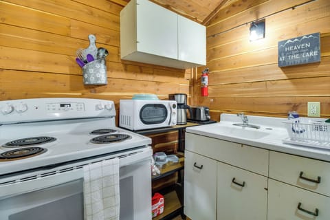 House (1 Bedroom) | Interior