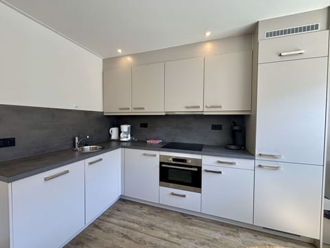 Washing Machine, Clothes Dryer, Laundry Room, Major Appliance, Laundry, Interior Design, Home Appliance, Flooring, Floor, Kitchen Appliance