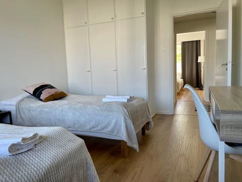 Comfort Apartment, 2 Bedrooms, City View | Iron/ironing board, free WiFi