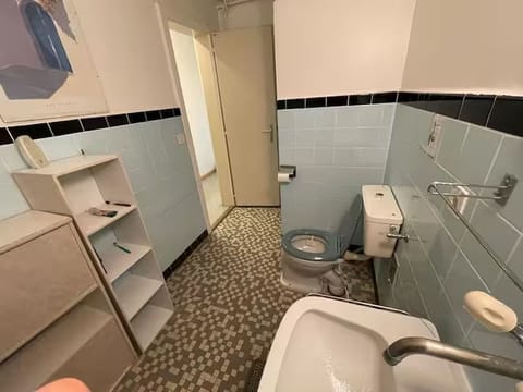 Shared Dormitory, 1 Bedroom, Garden View | Bathroom